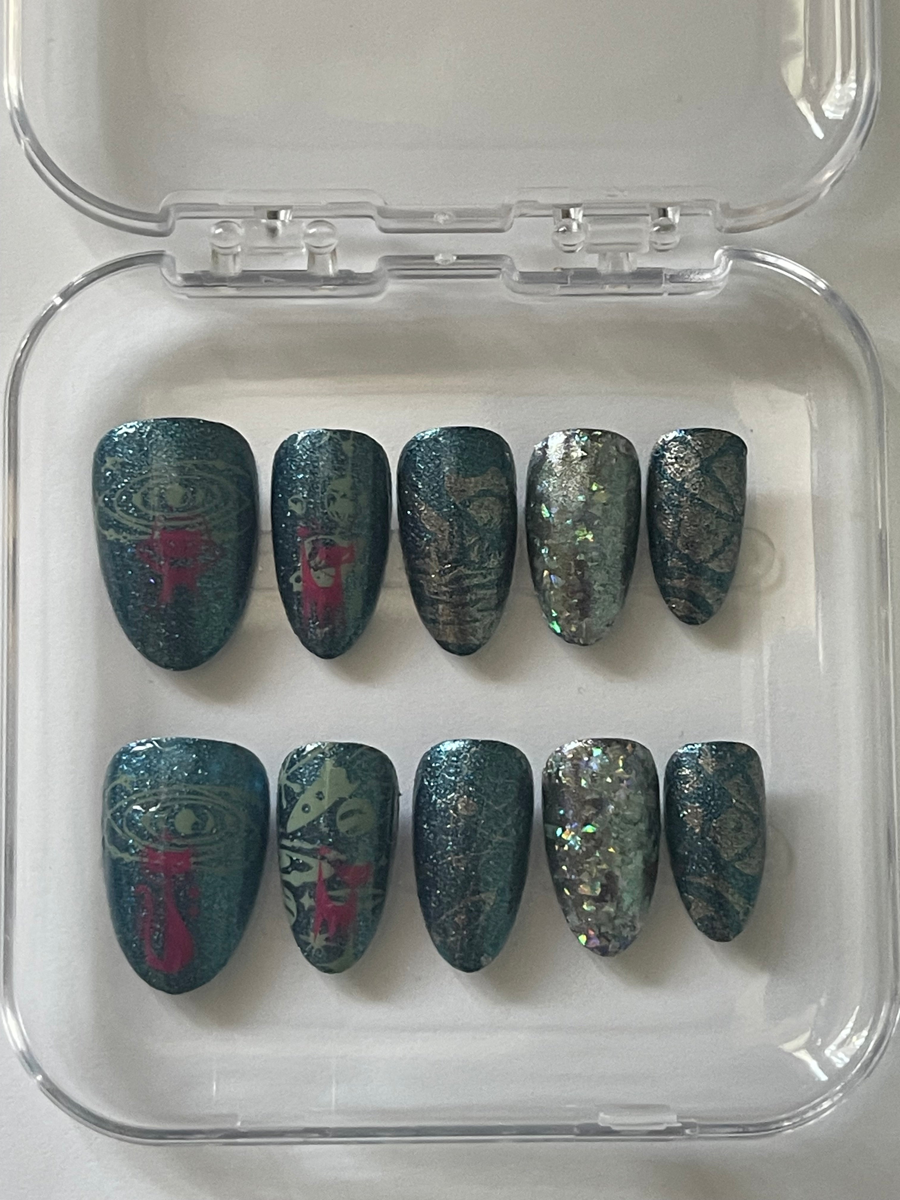 SPACE CATS Metallic Green Press-On Nails | Pink Cat Galaxy Design | Handmade