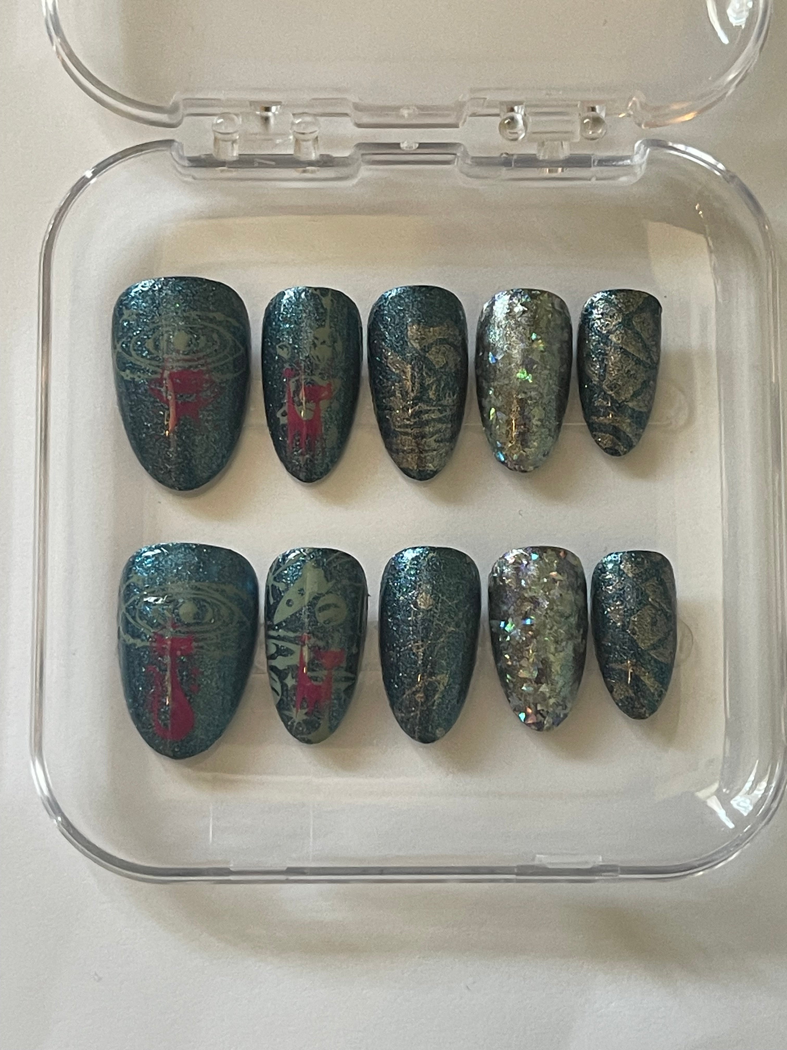 SPACE CATS Metallic Green Press-On Nails | Pink Cat Galaxy Design | Handmade